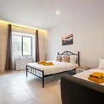 Balluta Bay 4br-4ba Authentic Maltese Stone 아파트