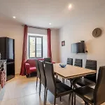 아파트 Balluta Bay 4br-4ba Authentic Maltese Stone *