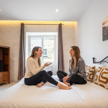 Balluta Bay 4br-4ba Authentic Maltese Stone アパート スリーマ