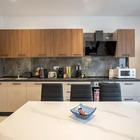 Apartament Balluta Bay 4br-4ba Authentic Maltese Stone *