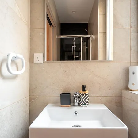 Balluta Bay 4br-4ba Authentic Maltese Stone Sliema